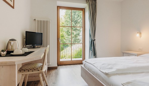 Superior Triple Room, Balcony, Valley View