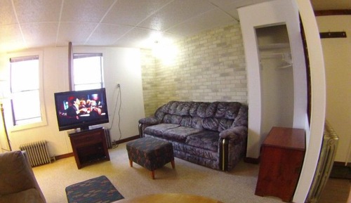 3 - bedroom apartment, 3 queen beds, and 2 sofa bed FOR CHILDREN ONLY