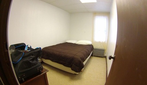 2 - bedroom apartment, 3 queen beds, and sofa bed FOR CHILDREN ONLY  (214505402)  