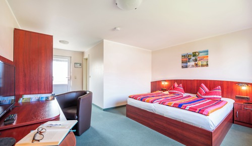 Basic Double Room (First Floor, Nebenhaus)