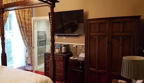 Luxury Room, 1 King Bed, Garden View