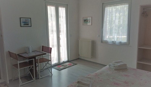 Double Room with terrace, Lake View(6)