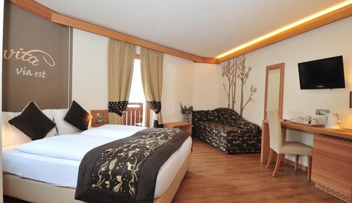 Romantic Double Room