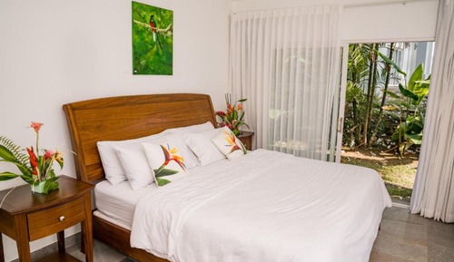House, Ensuite, Sea View (1D)
