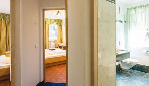 Suite, 2 Bedrooms, Annex Building