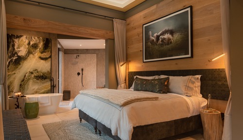 Deluxe Suite with Private Plunge Pool