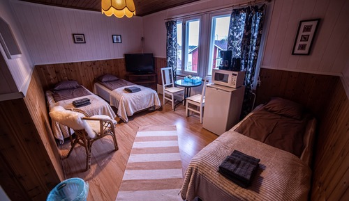 Triple Room, Shared Bathroom