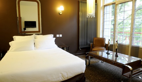 Premium Double Room, 1 Queen Bed, Non Smoking, River View