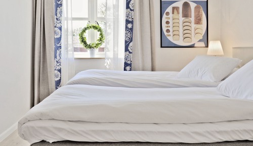 Standard Room, 1 Queen Bed