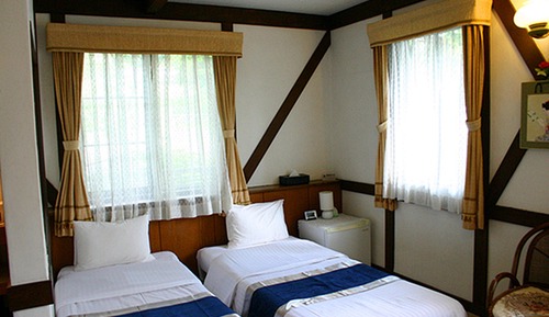 Deluxe Triple Room, 3 Twin Beds, Non Smoking, Mountain View
