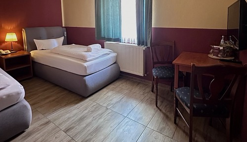 Economy Twin Room