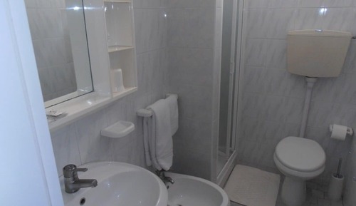 Basic Triple Room