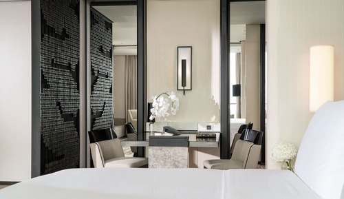 Premier Room, 1 King Bed