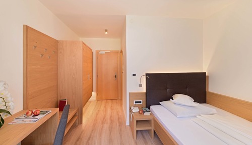 Classic Single Room, Balcony