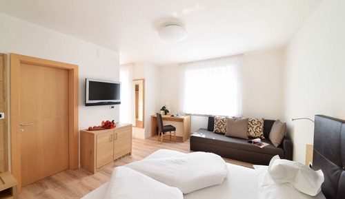 Double Room, Balcony, Garden Area