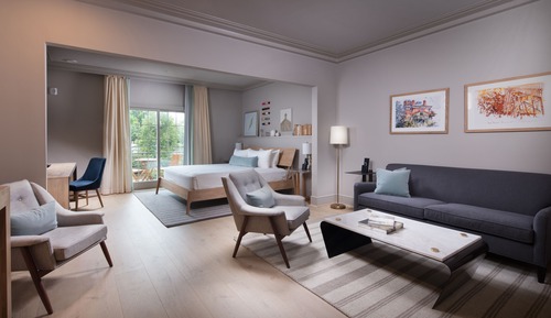 Junior Suite, 1 King Bed, Accessible, Balcony