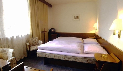 Basic Double or Twin Room, 1 Bedroom