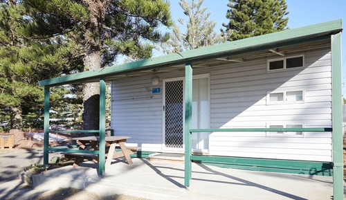 1 Bedroom Cabin