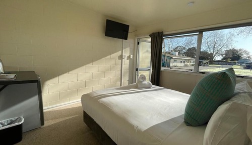 Standard Cabin, 1 Queen Bed