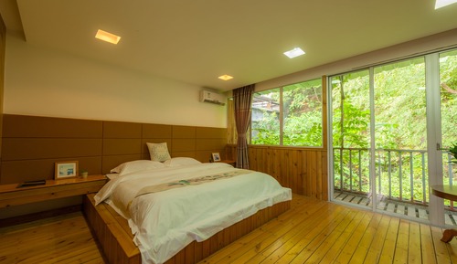Superior Double Room with Balcony