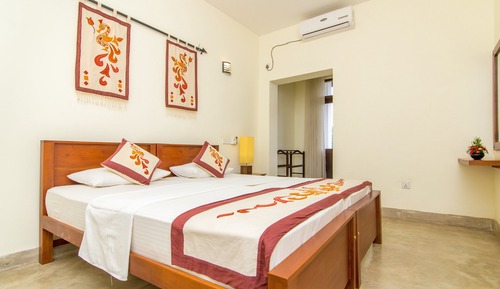 Deluxe Room, 2 Bedrooms, Private Bathroom, Mountain View