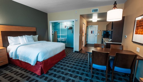 Studio, 1 King Bed with Sofa bed, Non Smoking (Hearing Accessible)