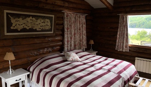 Suite, Lake View