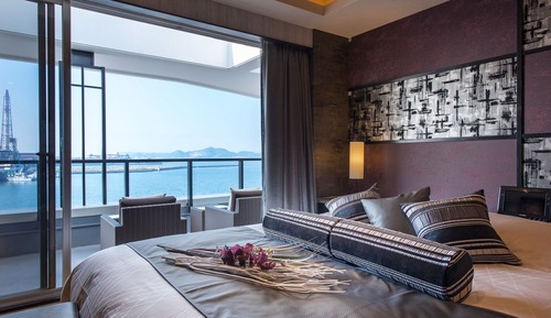 Suite Room, Smoking