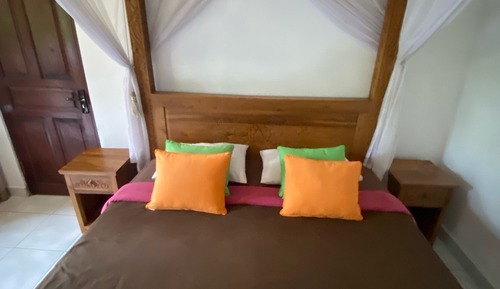 Standard Double Room, 1 King Bed, Garden View, Garden Area
