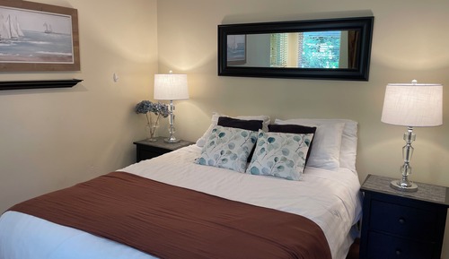 Kingfisher Studio Suite, 1 Queen Bed, Garden View, Ground Floor