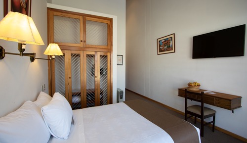 Single Room, 1 Double Bed