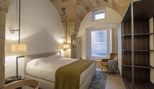 Superior Room, Annex Building