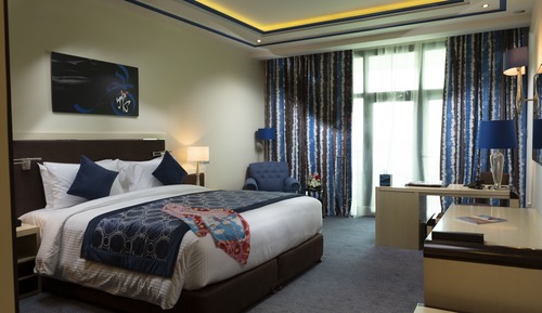 Executive Suite, 1 King Bed, Balcony