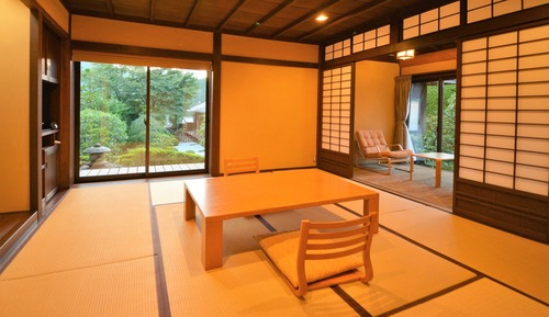 Japanese-style Room “Yamabuki”