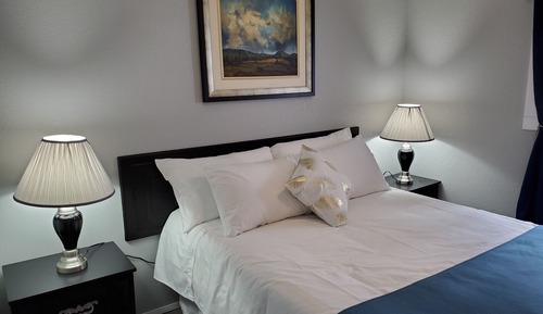 Junior Suite, 1 Bedroom, Kitchenette, Mountain View (Rm 6)