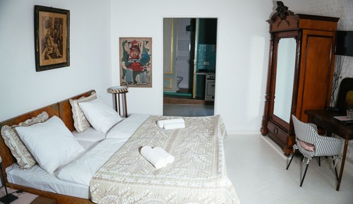 Romantic Apartment, 1 King Bed