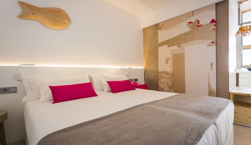 Junior Suite, Partial Sea View