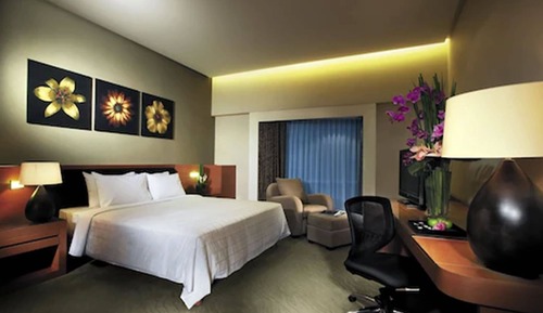Deluxe Room, 2 Twin Beds, City View