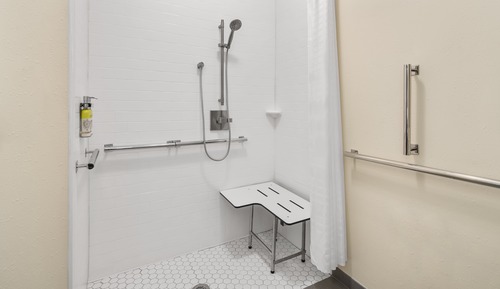 Studio Suite, 2 Queen Beds, Accessible (Mobility, Roll-In Shower)