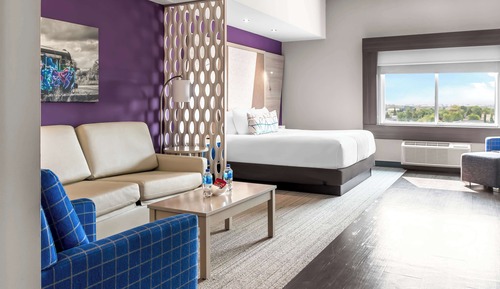 Premier Floor Suite, 1 King Bed, Non Smoking, Refrigerator & Microwave (Larger Room, with Sofabed)