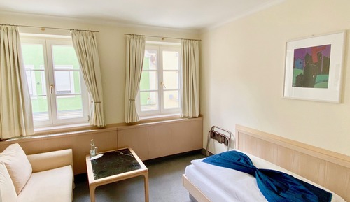Standard Single Room