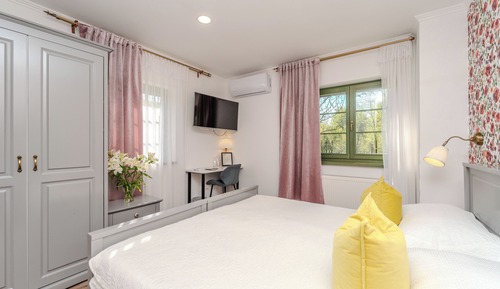 Comfort Room ROSES
