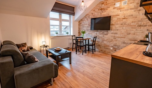 Studio Suite (23)