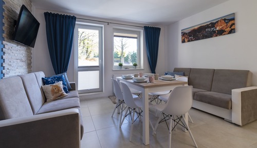 Apartment (C 62)