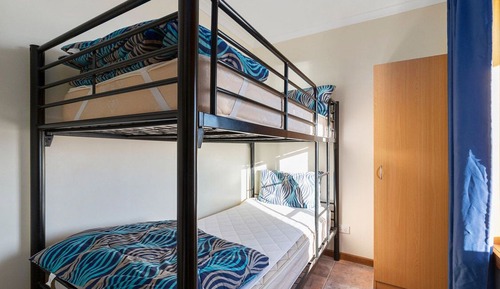 Gar Cabin