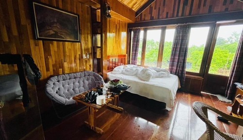 Honeymoon Chalet