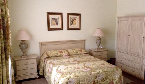 Deluxe Room, 1 Queen Bed, Non Smoking