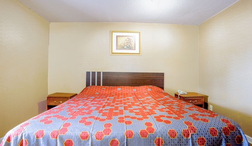 Room, 1 King Bed, Non Smoking