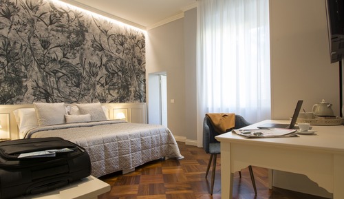 Double Room (Dittamo)