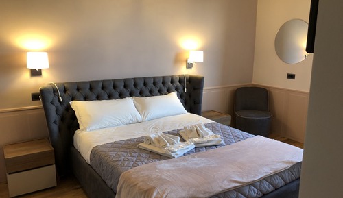 Romantic Double Room, 1 King Bed, Non Smoking, Valley View
